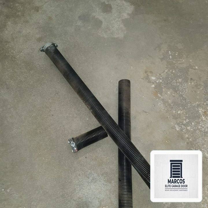 Off-Track Garage Door Emergency Realignment & Laser Calibration in Gig Harbor, WA